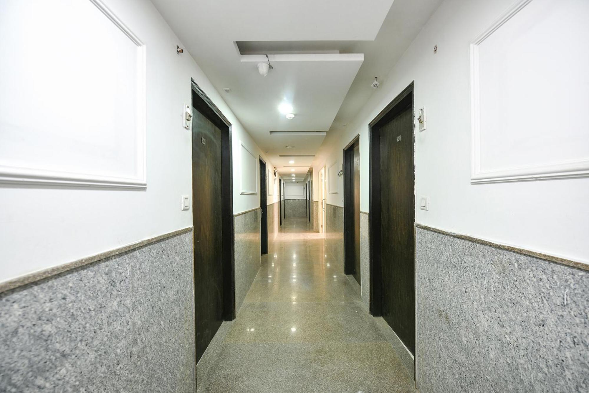 Fabhotel Belwood Near Igi Airport Nowe Delhi Zewnętrze zdjęcie